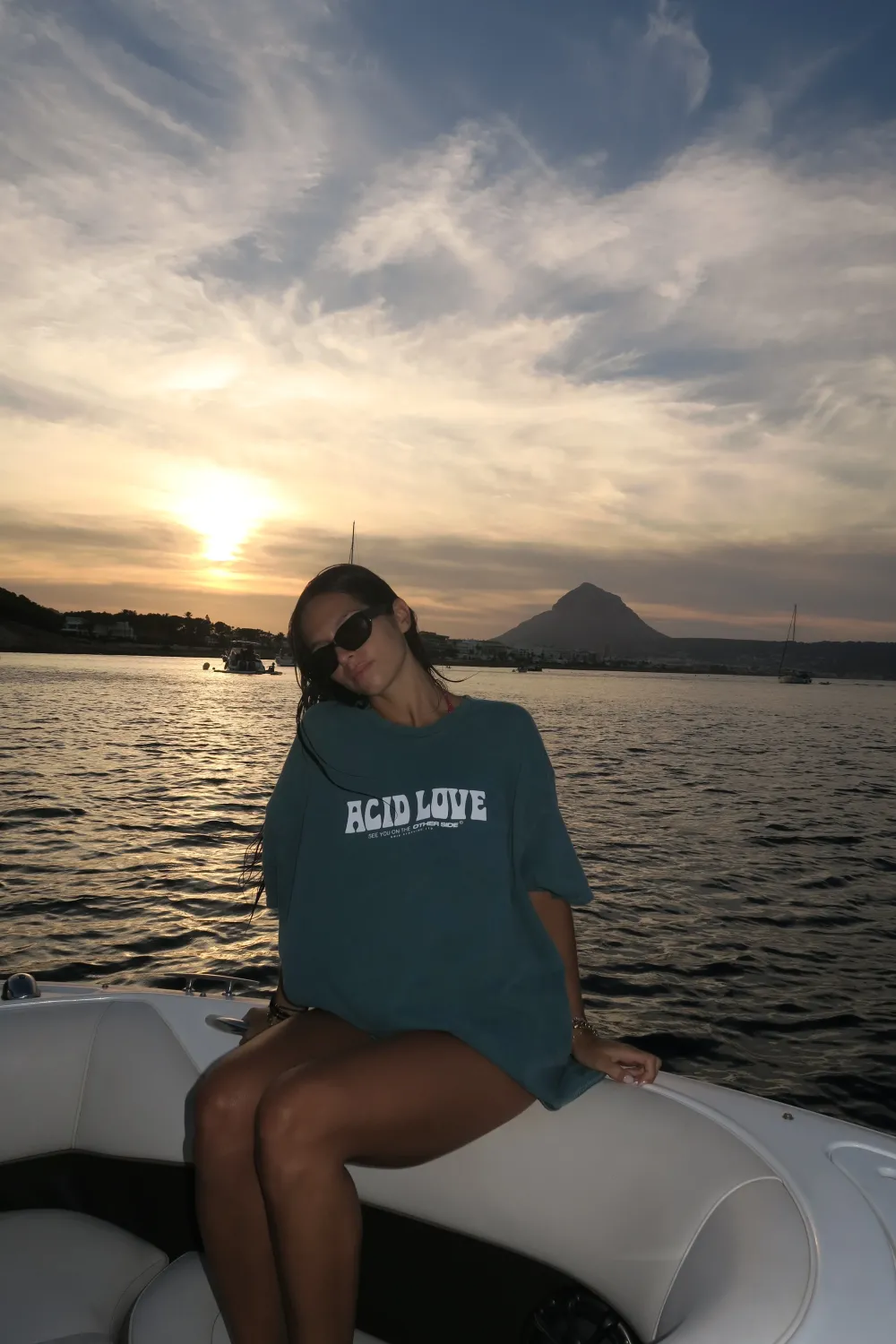ACID LOVE 0.06 'Other Side' Tee - Vintage Washed Teal