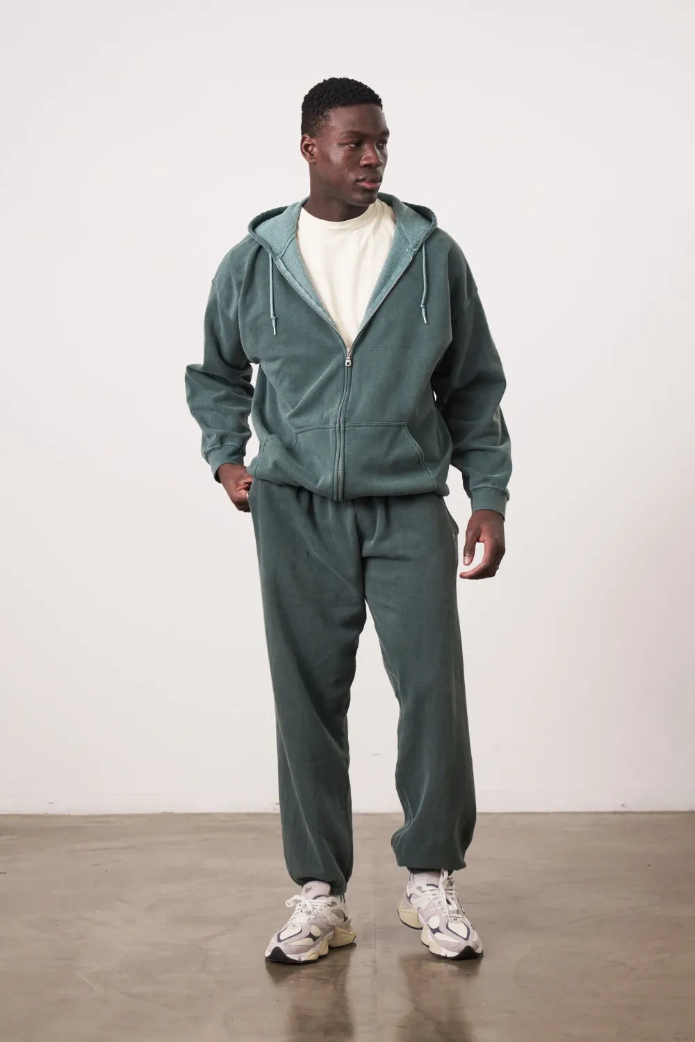 UN:IK Essentials Essentials Vintage Washed Zip Up Hoodie - Forest