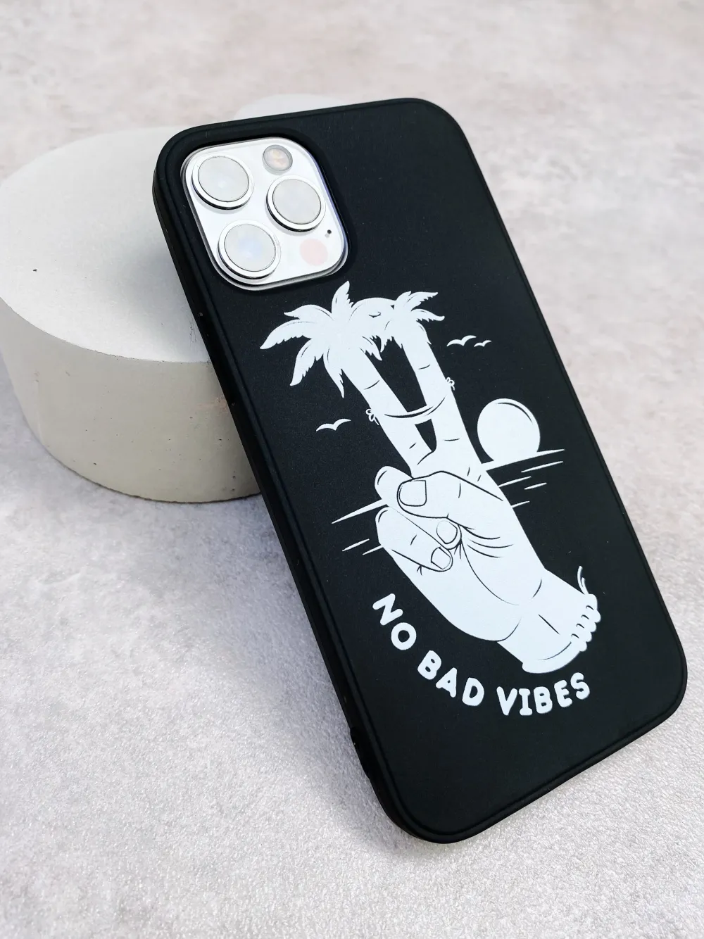 UN:IK Essentials 'No Bad Vibes' Phone Case - Black